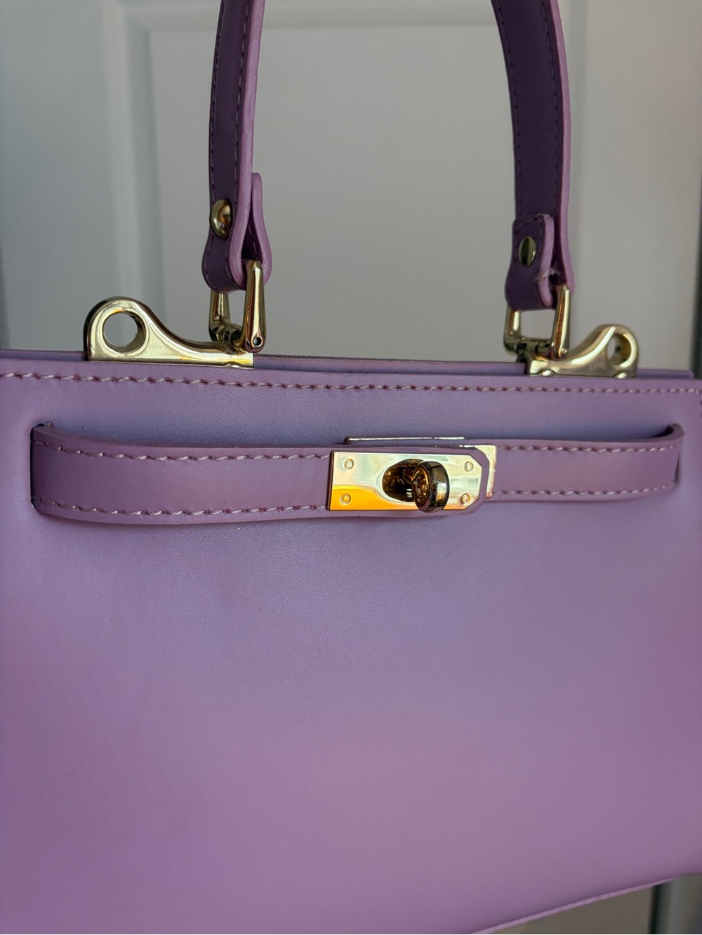 Italian Leather Lilac Top-Handle purse - Picture 3 of 6